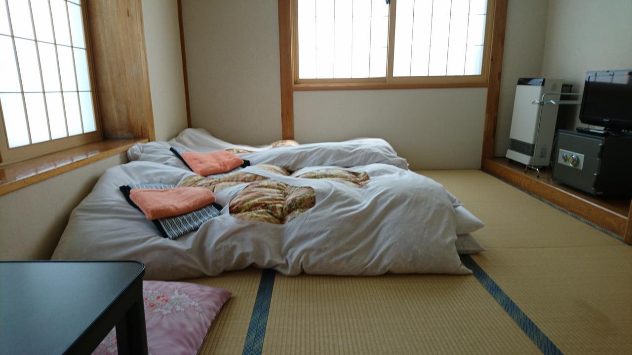 Apple Inn Takasaka Nozawaonsen Exteriör bild