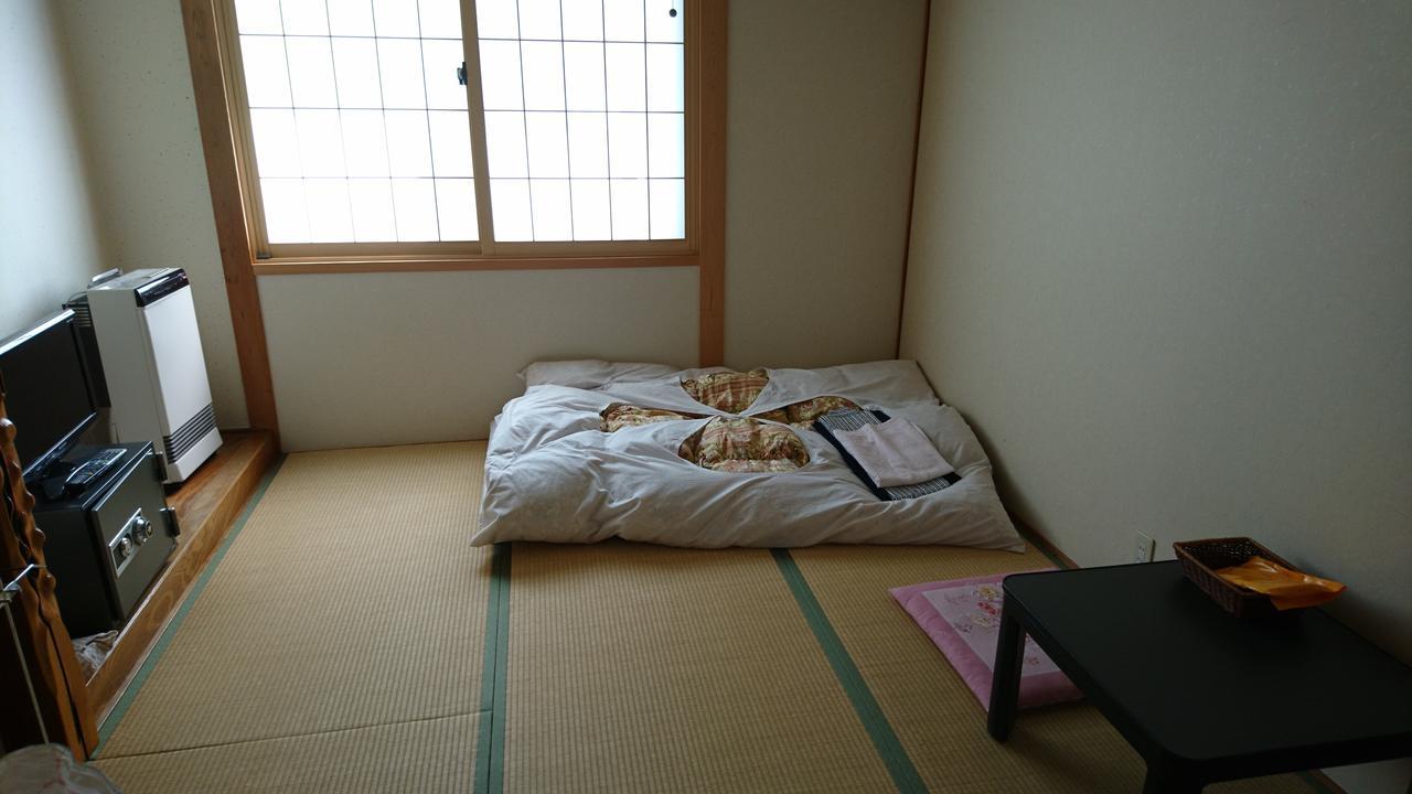 Apple Inn Takasaka Nozawaonsen Exteriör bild