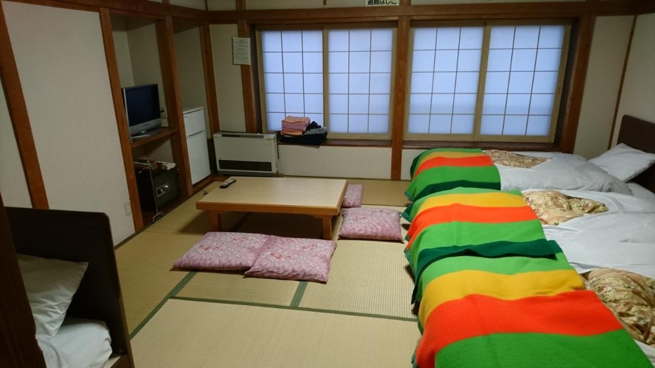 Apple Inn Takasaka Nozawaonsen Exteriör bild